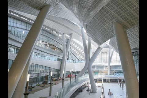 MTR Corp described Hong Kong West Kowloon station as an ‘iconic and modernist structure’ with ‘undulating glass panels, exposed concrete and steel columns, which will become a focal point in the West Kowloon area’.
